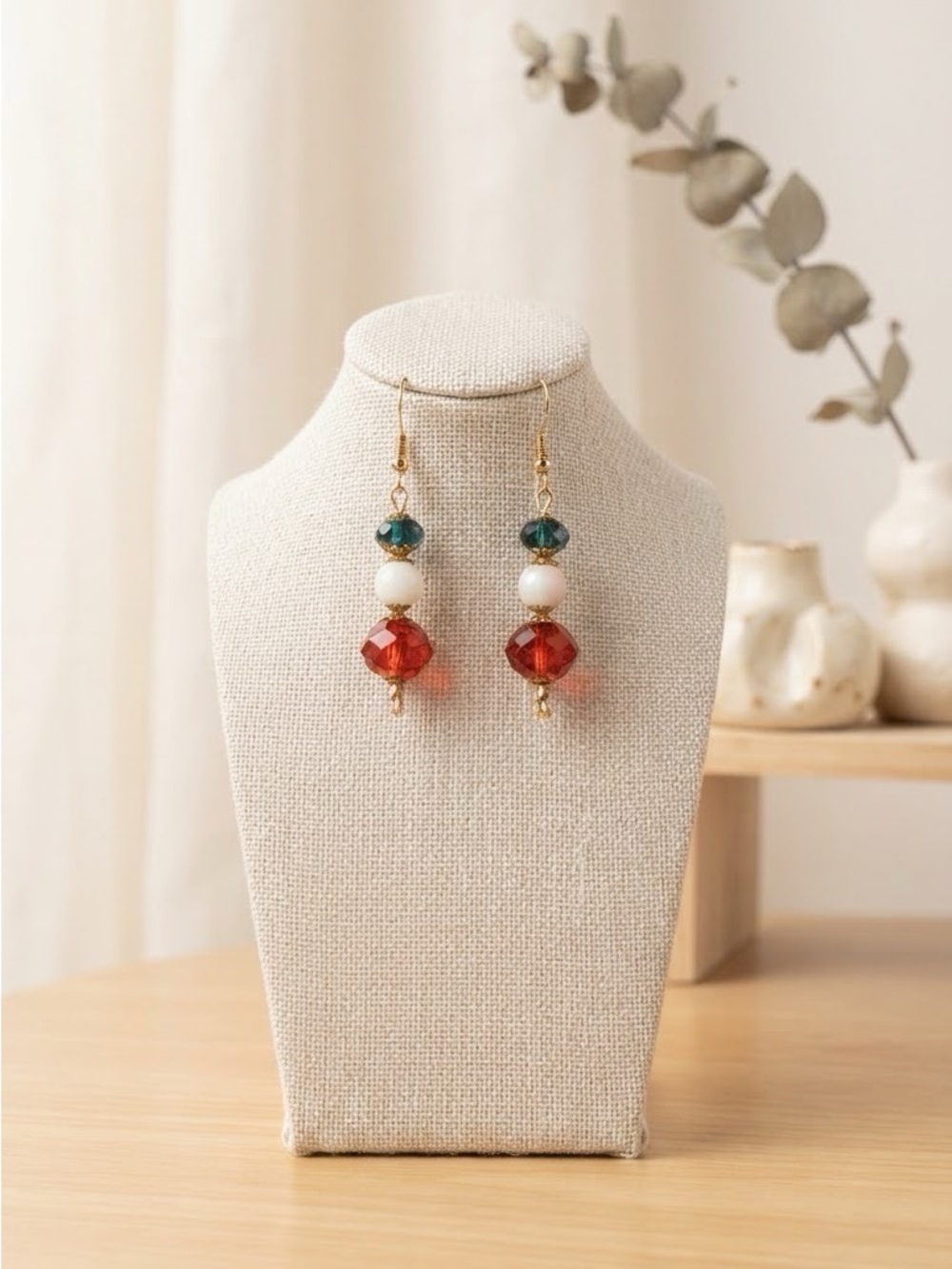 Handcrafted Multicolor Beaded Necklace with Gold Fish Pendant - Picture 3 of 4